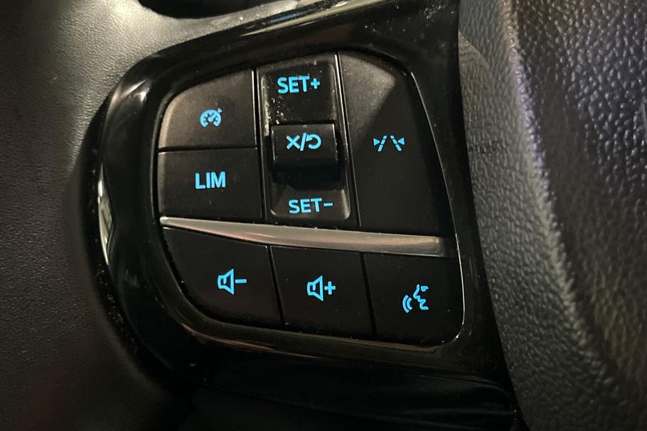 Used Ford TRANSIT CUSTOM LG24VMO 35