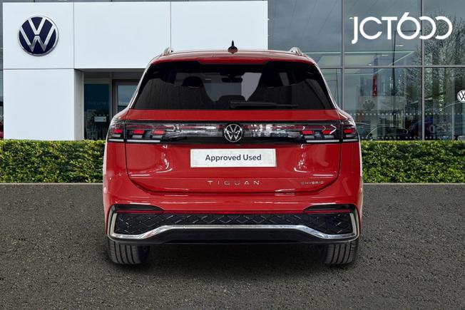 VOLKSWAGEN Tiguan Photo 7