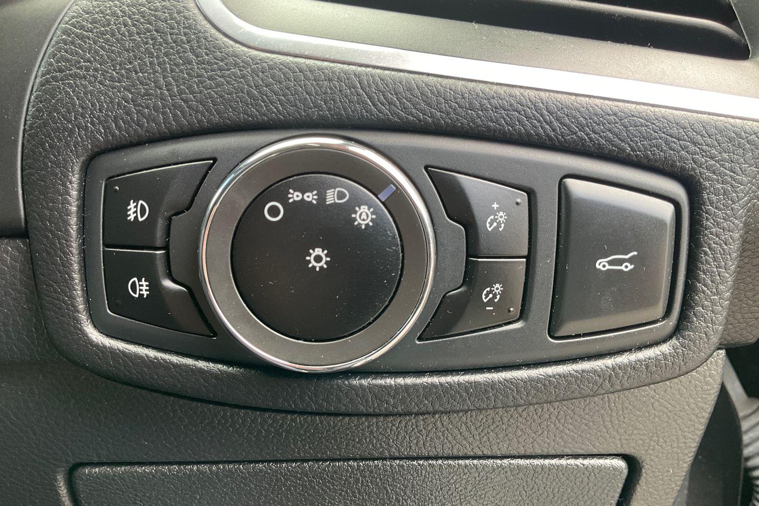 Ford S-MAX Photo 33