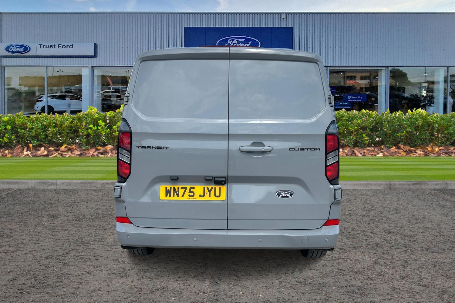 Ford Transit Custom Photo 13