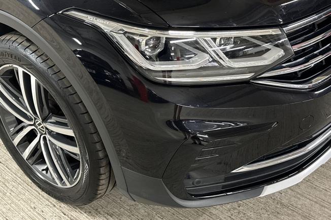 VOLKSWAGEN Tiguan Photo 19