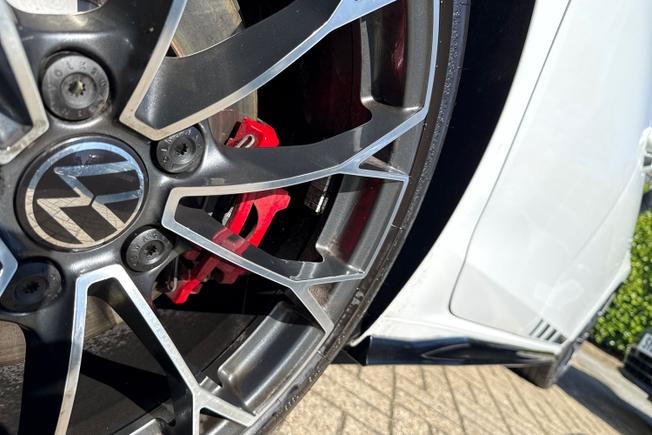 Volkswagen Golf Photo 23