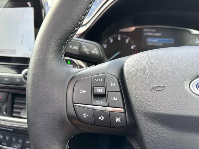 FORD Fiesta Photo 16