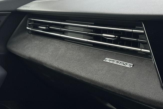 Audi S3 Photo 25
