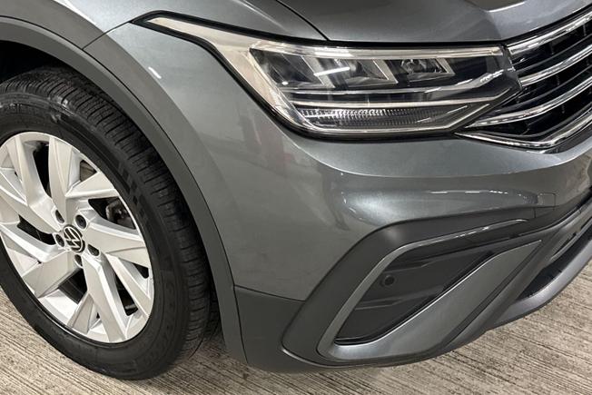 VOLKSWAGEN Tiguan Allspace Photo 19