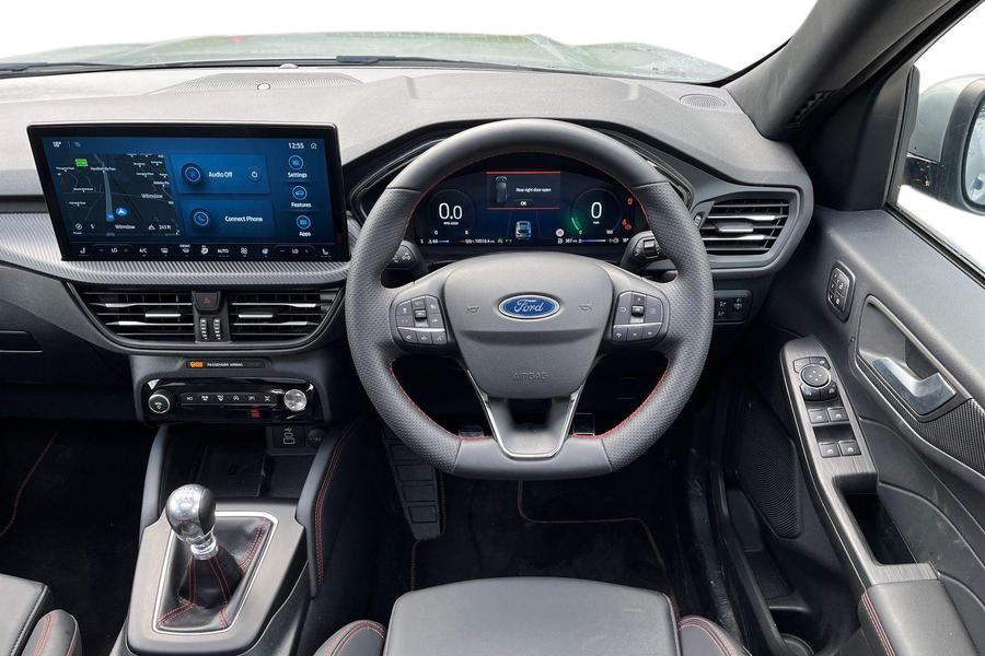 Ford Kuga Photo autoimg-8de476ee039fde6422b07c525da1f7d37fc8bd5f.jpg
