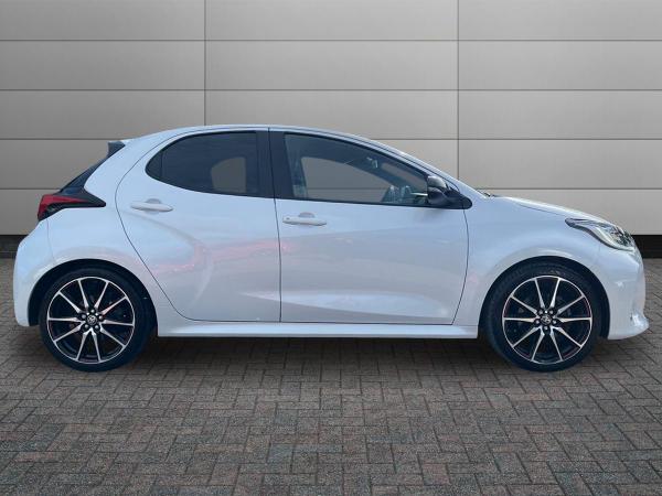 Toyota Yaris Photo autoimg-8de6c914117a2d68abcf2da0e94993f18c951b82.jpg