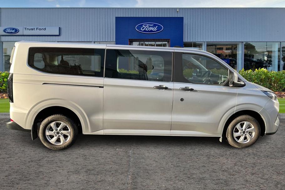 Used Ford Tourneo Custom AK24WPZ 3