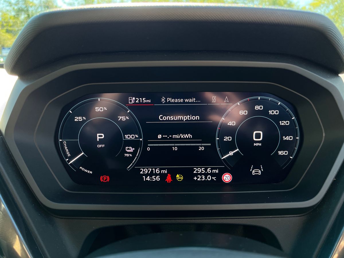Audi Q4 e-tron Photo 42