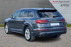 Audi Q7 Photo 3