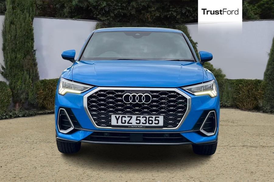 Audi Q3 Photo autoimg-8df33150c1ce03283133aa8e2371e02a6a3abe02.jpg
