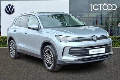 2025 VOLKSWAGEN Tiguan 1.5 TSI eHybrid 19.7kWh Match SUV 5dr Petrol Plug-in Hybrid DSG Euro 6 (s/s) (204 ps) at JCT600