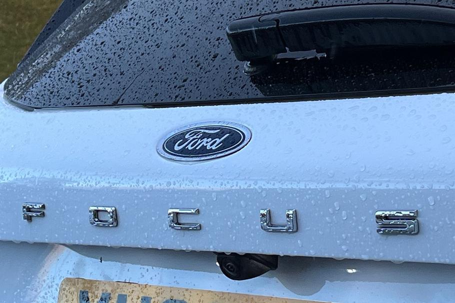 Used Ford FOCUS YH25XHR 39