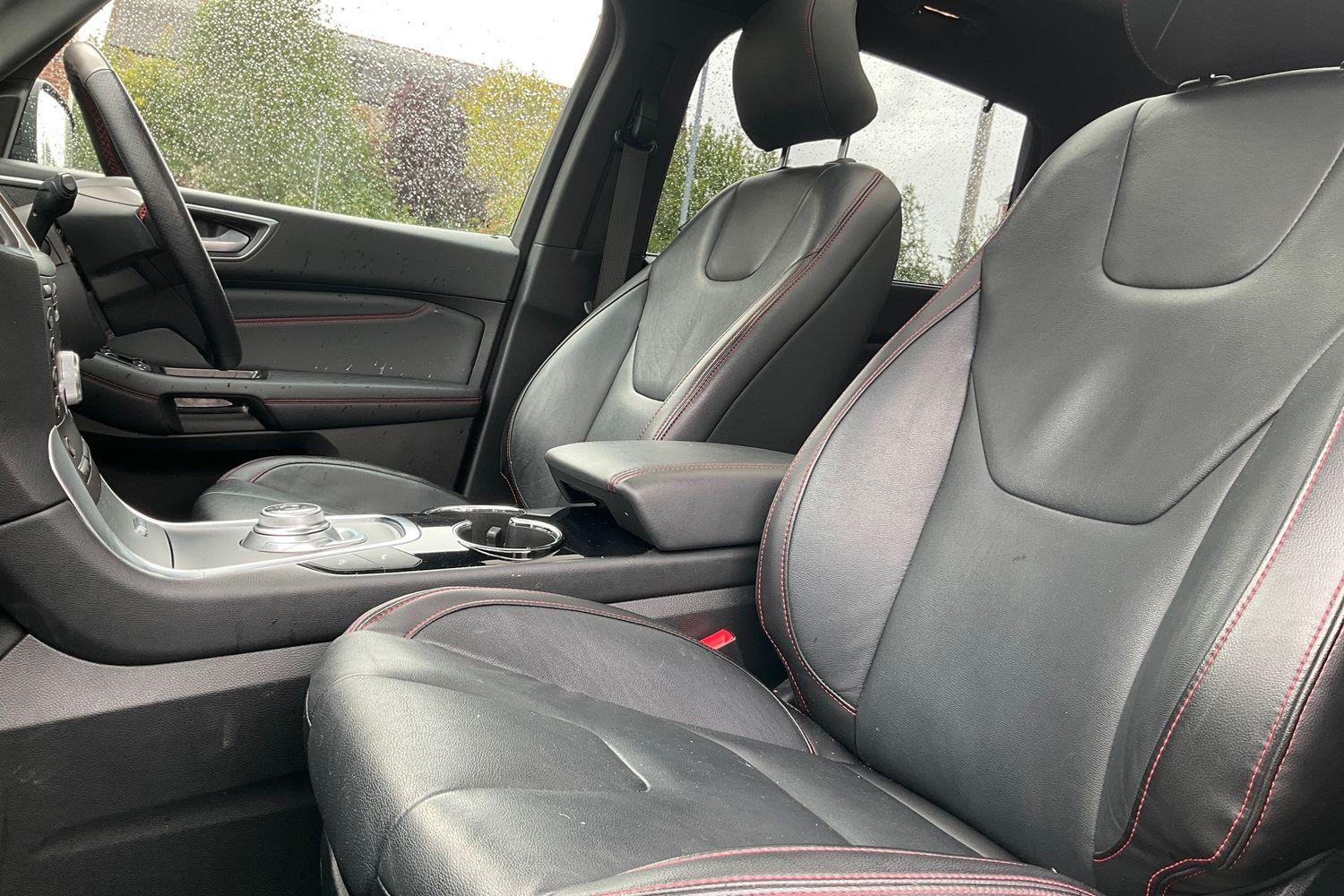 Ford S-Max Photo 18