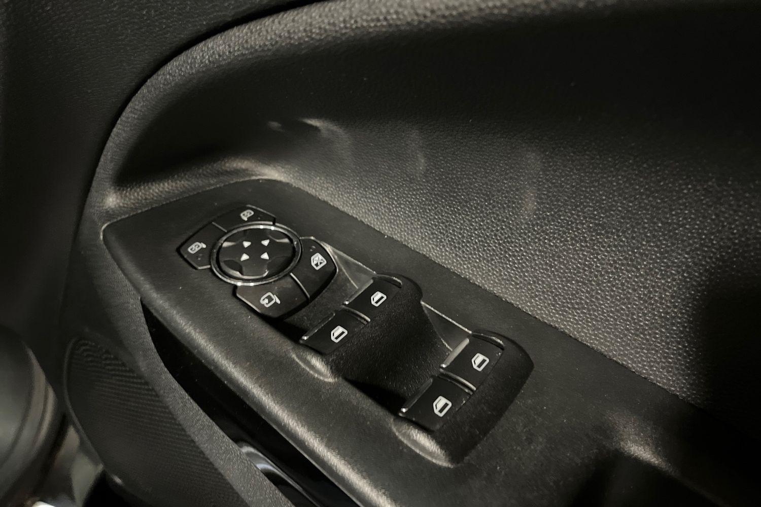 Ford ECOSPORT Photo 15