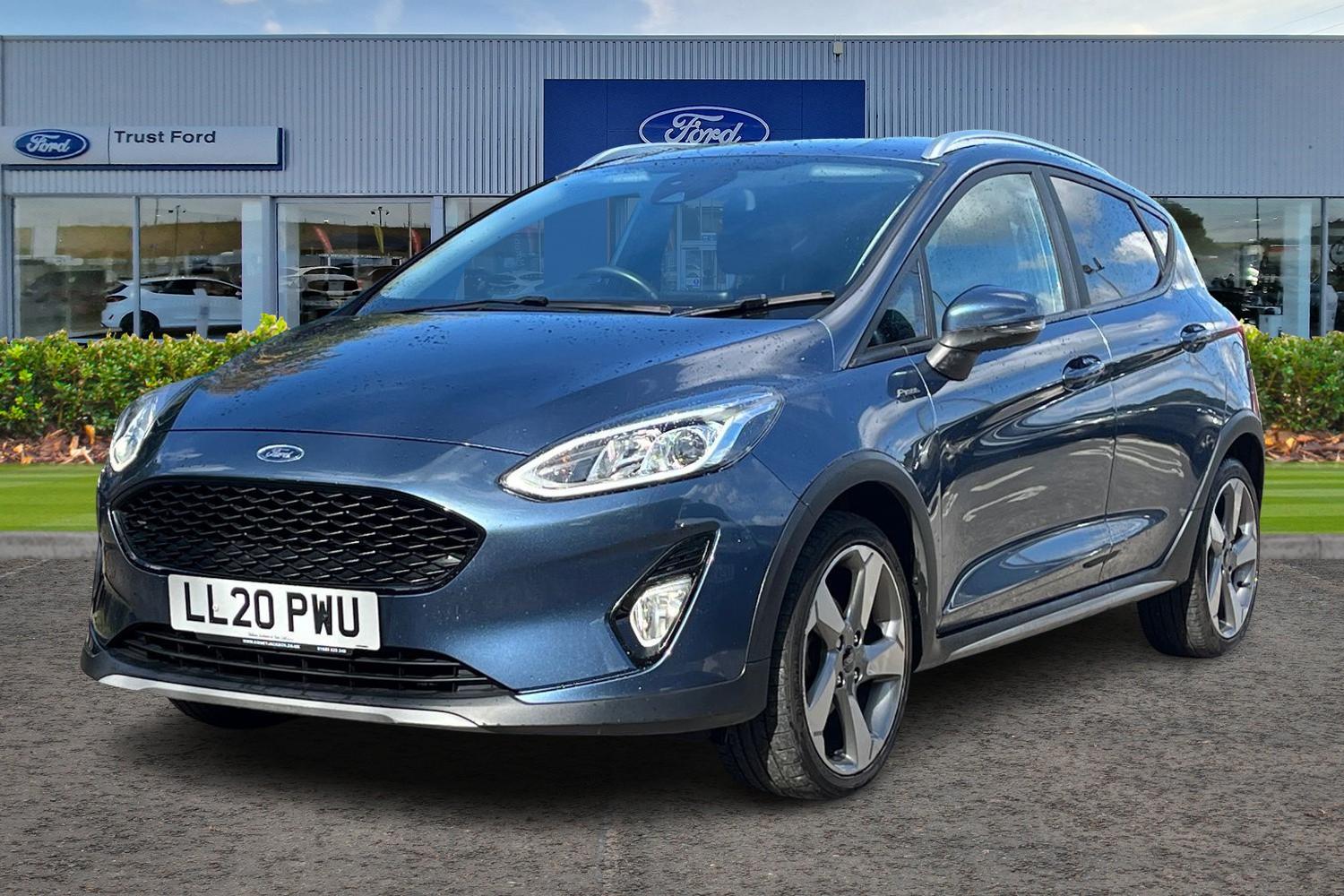 Ford FIESTA Photo 4