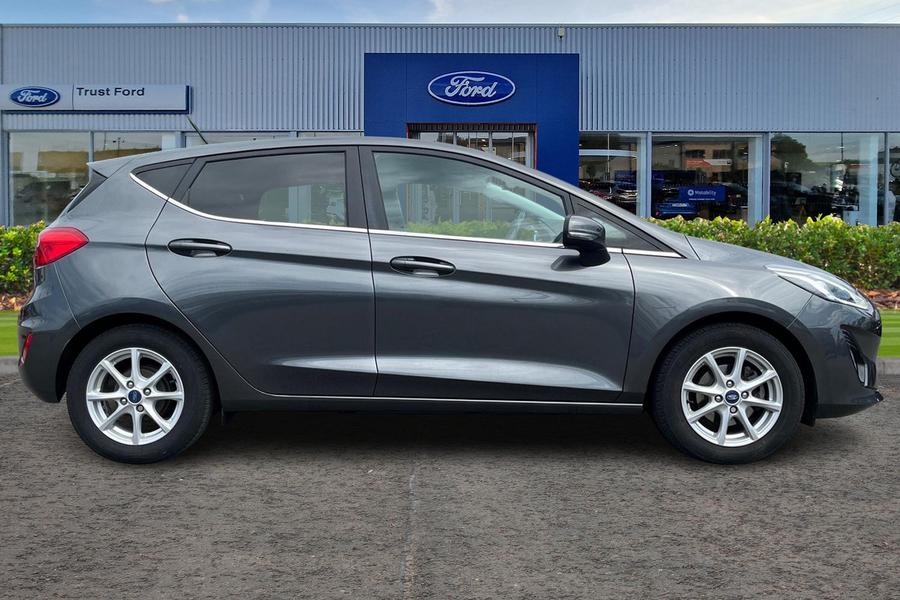 Ford FIESTA Photo autoimg-8dfe6f51a5ce909a1b41b54b43544cf505d7bc8d.jpg