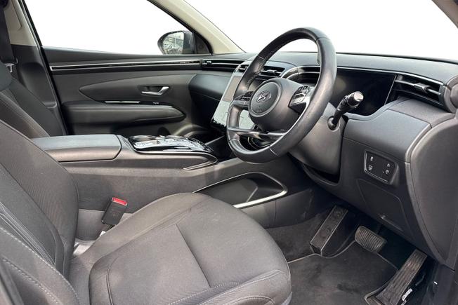 HYUNDAI Tucson Photo 6