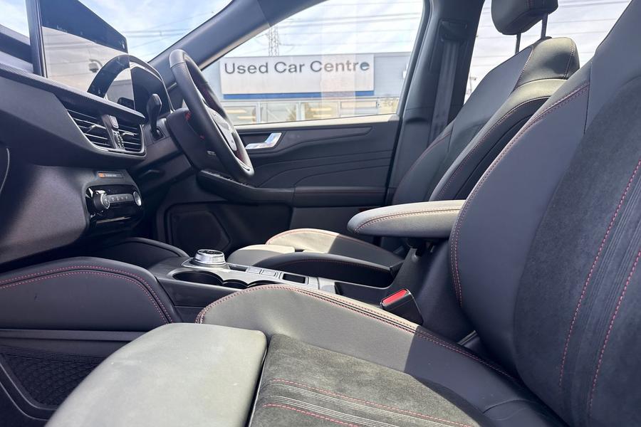 Ford KUGA Photo autoimg-8dffde7548d02d455268d73c2817204ebd965f92.jpg