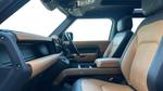 Land Rover Defender Photo 2
