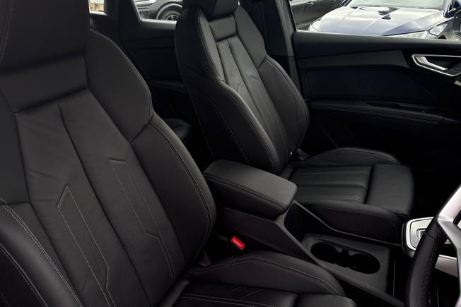 AUDI Q4 E-Tron Photo 25