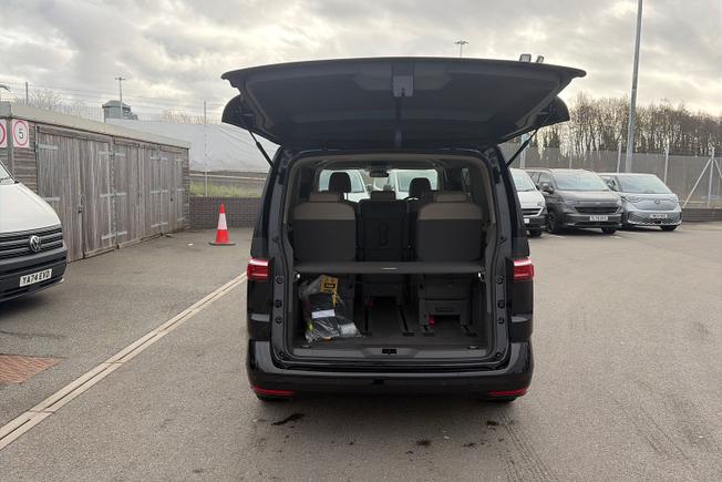 VOLKSWAGEN Multivan Photo 24