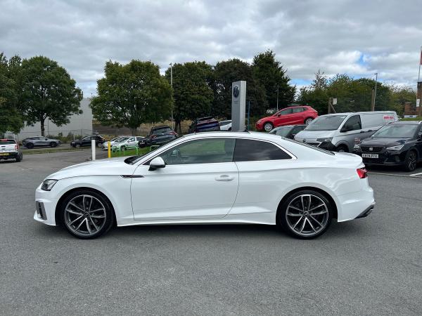 Audi A5 Photo autoimg-8e0aed6d26f0c64f015f60b2a1c165facde16afb.jpg