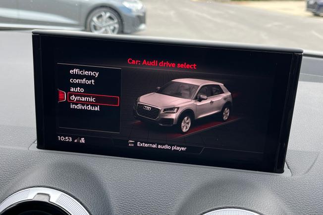 AUDI Q2 Photo 31