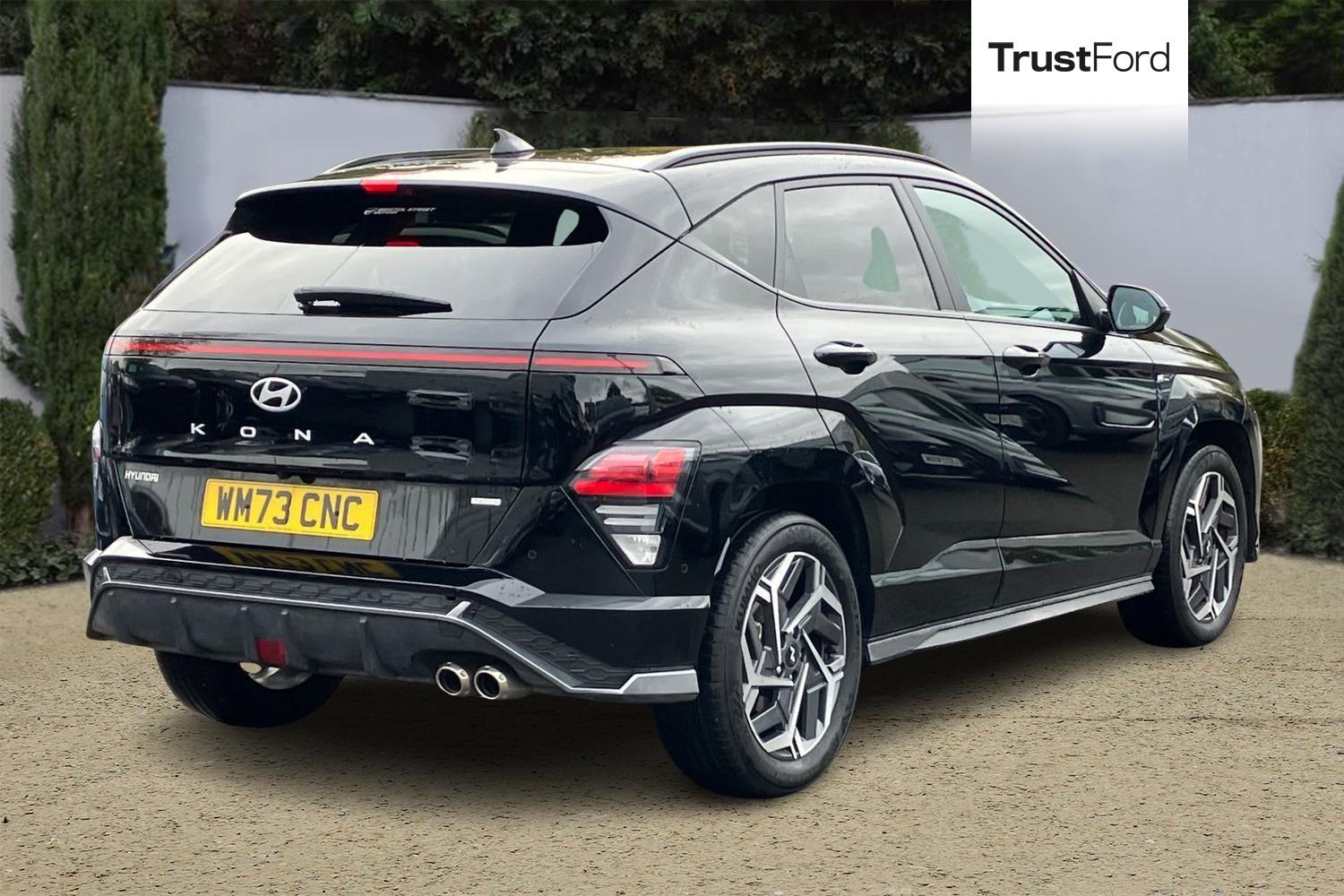 Hyundai KONA Photo 3