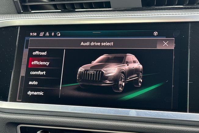 AUDI Q3 Photo 27