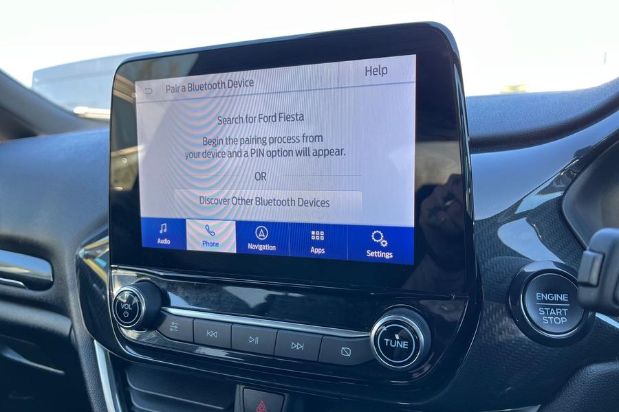 Ford Fiesta Photo autoimg-8e1fc69c127b6a90af2ab41dcd3f439393e74245.jpg