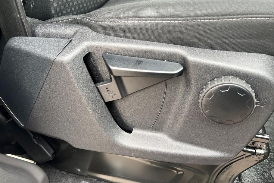 Used FORD TRANSIT WN75GUW 28