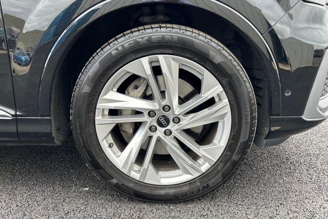 Audi Q7 Photo 5