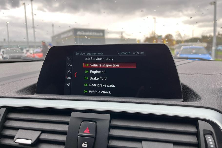 Used BMW 1 Series YD68KDX 26