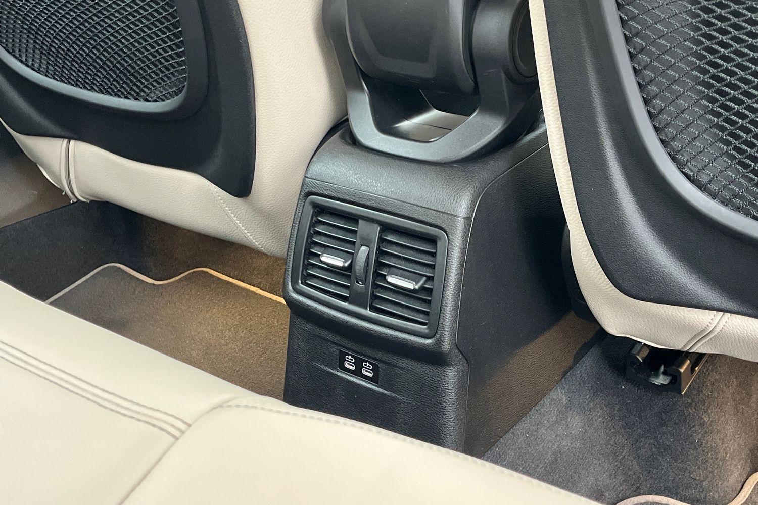 BMW X1 Photo 38
