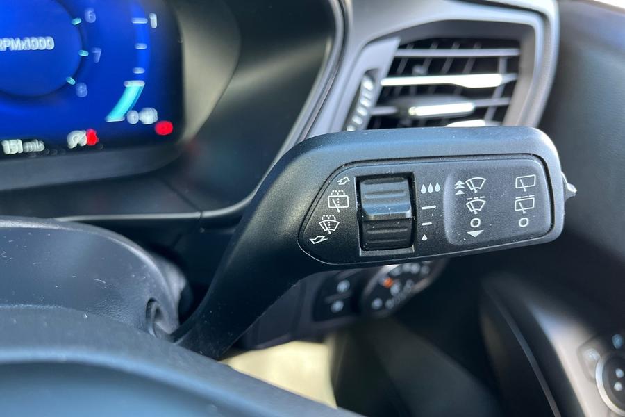 Ford Focus Photo autoimg-8e2de65a2d7eed5ebd3d2ca4527d44d56b5fd185.jpg
