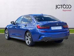 BMW 3 Series Photo 3