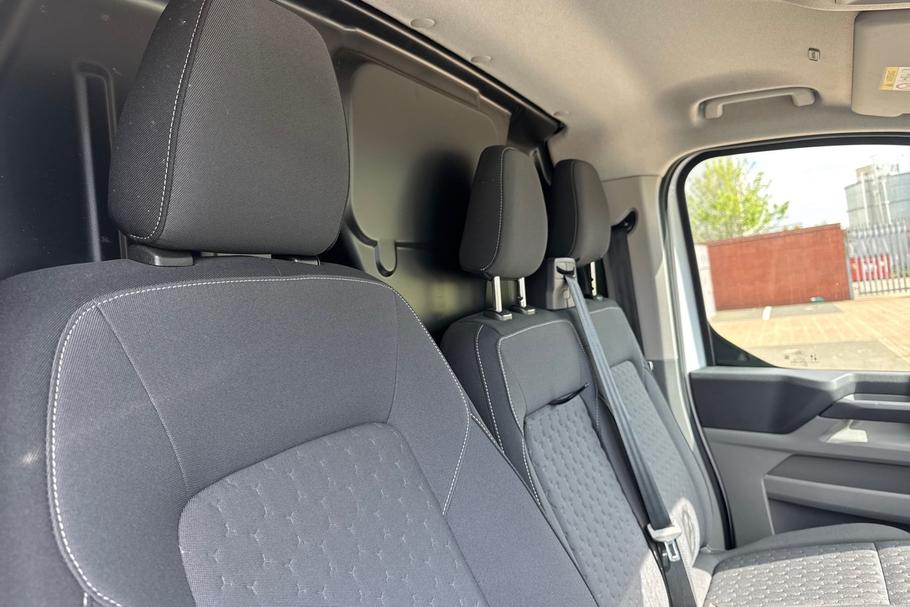 Used FORD TRANSIT CUSTOM WR75UXX 29