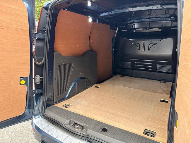 FORD Transit Connect Photo 38