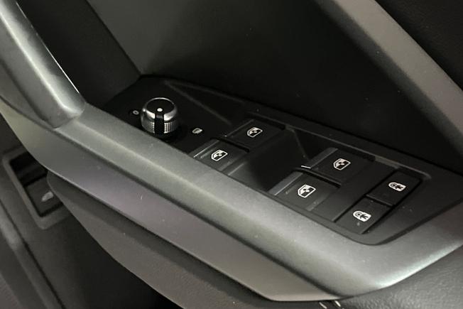 AUDI Q3 Photo 27