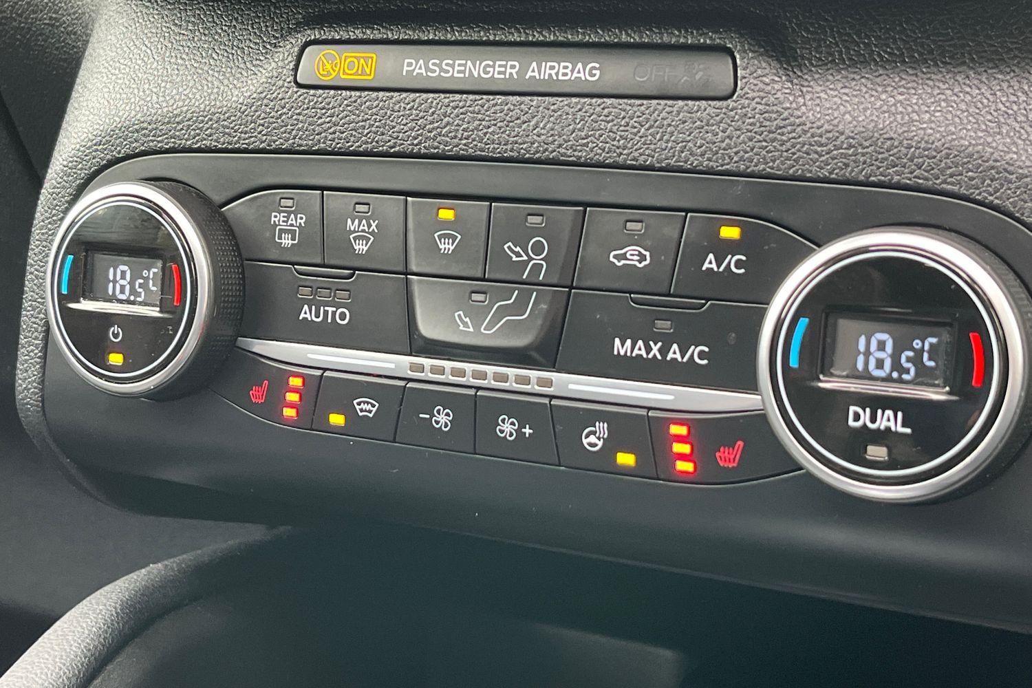 Ford KUGA Photo 26