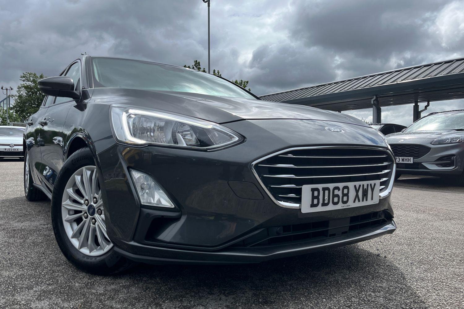 Ford Focus Photo 36