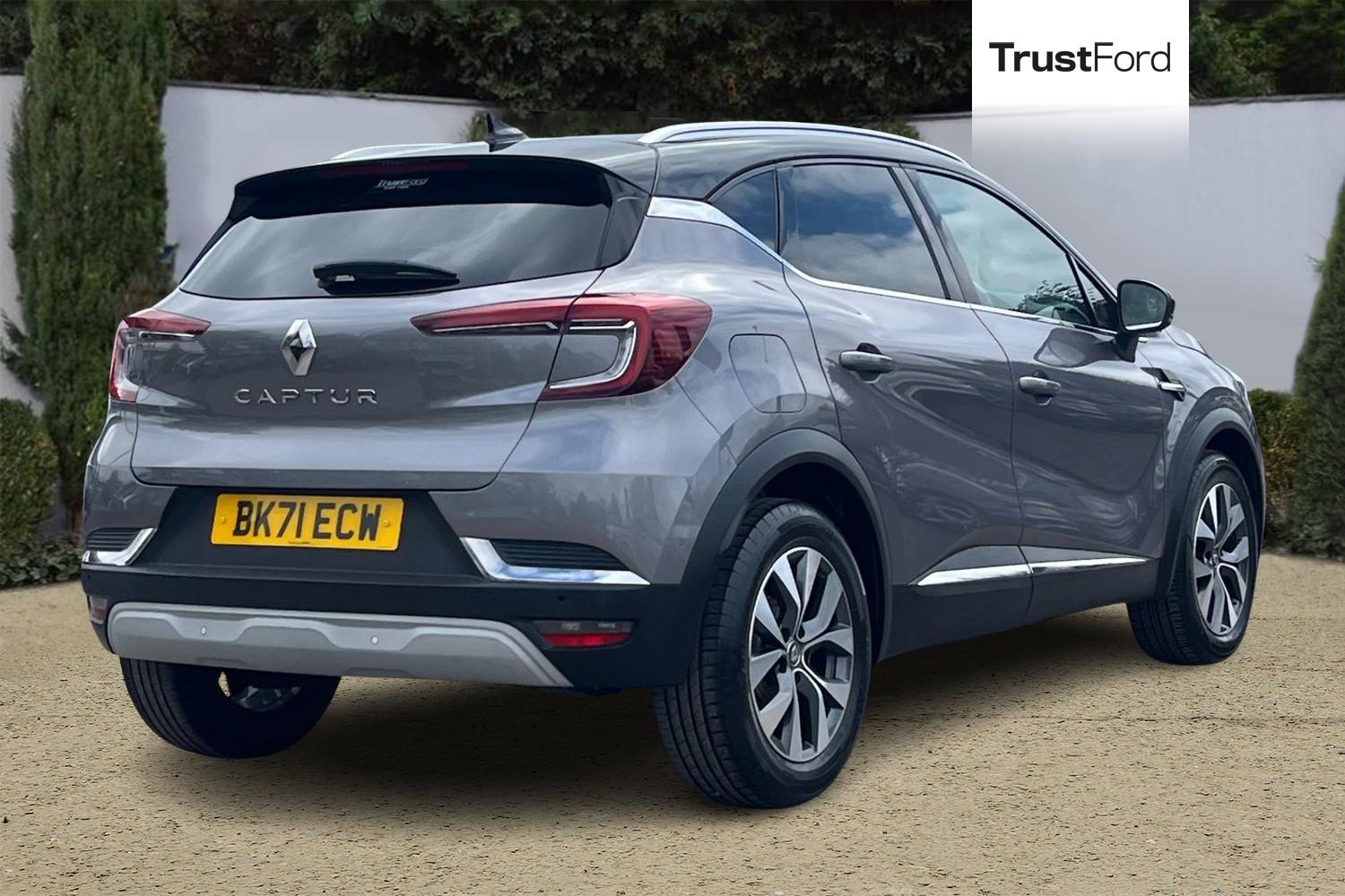 Renault CAPTUR Photo 3