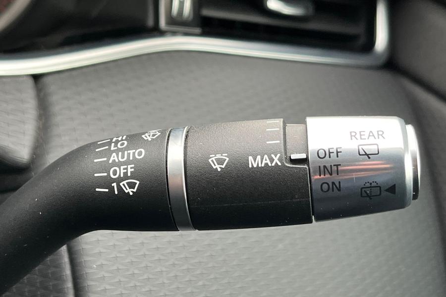 Land Rover RANGE ROVER EVOQUE Photo autoimg-8e414d9780858dc3a450f7a74c2e71d8e3cbb7b2.jpg