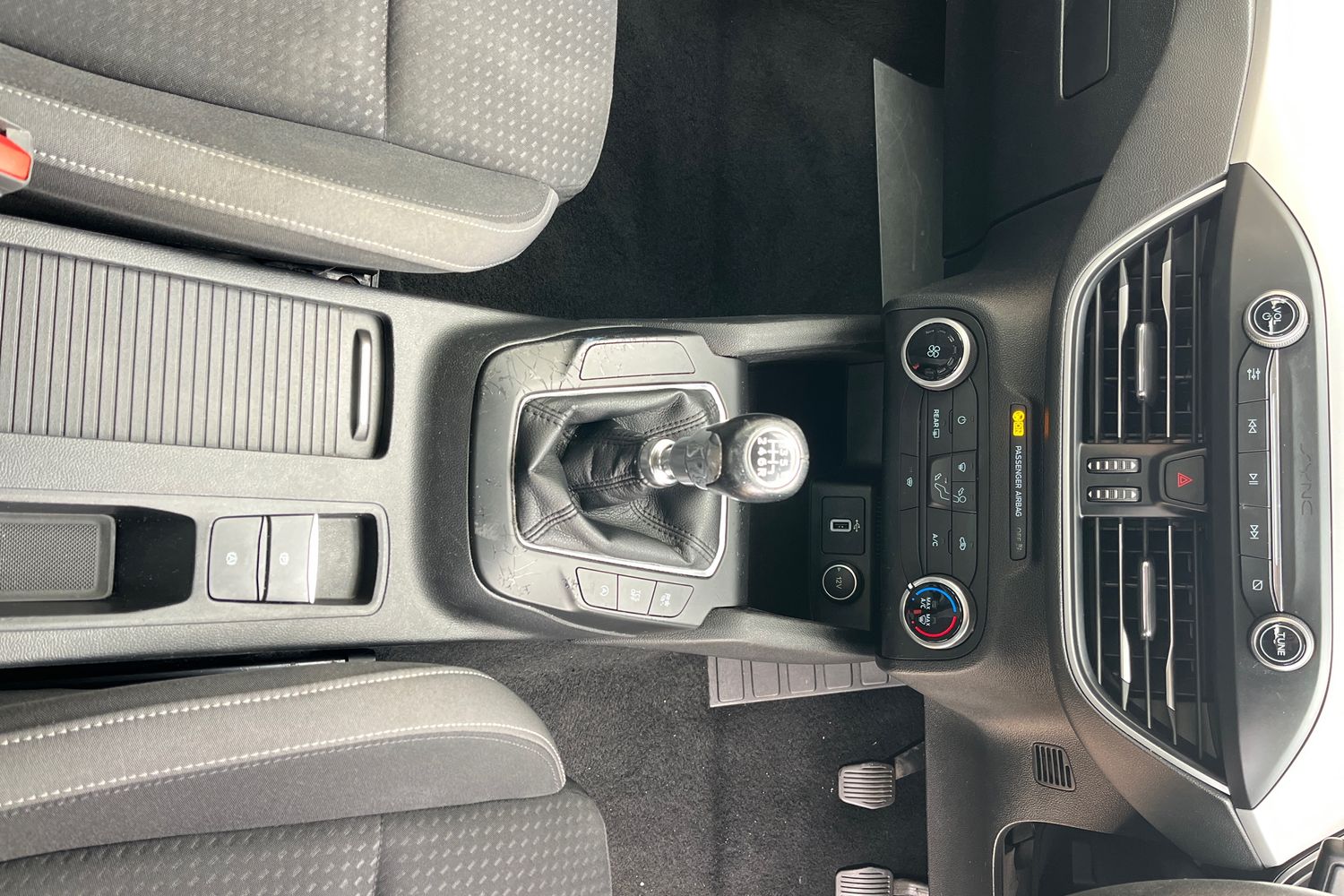 Ford Focus Photo 29