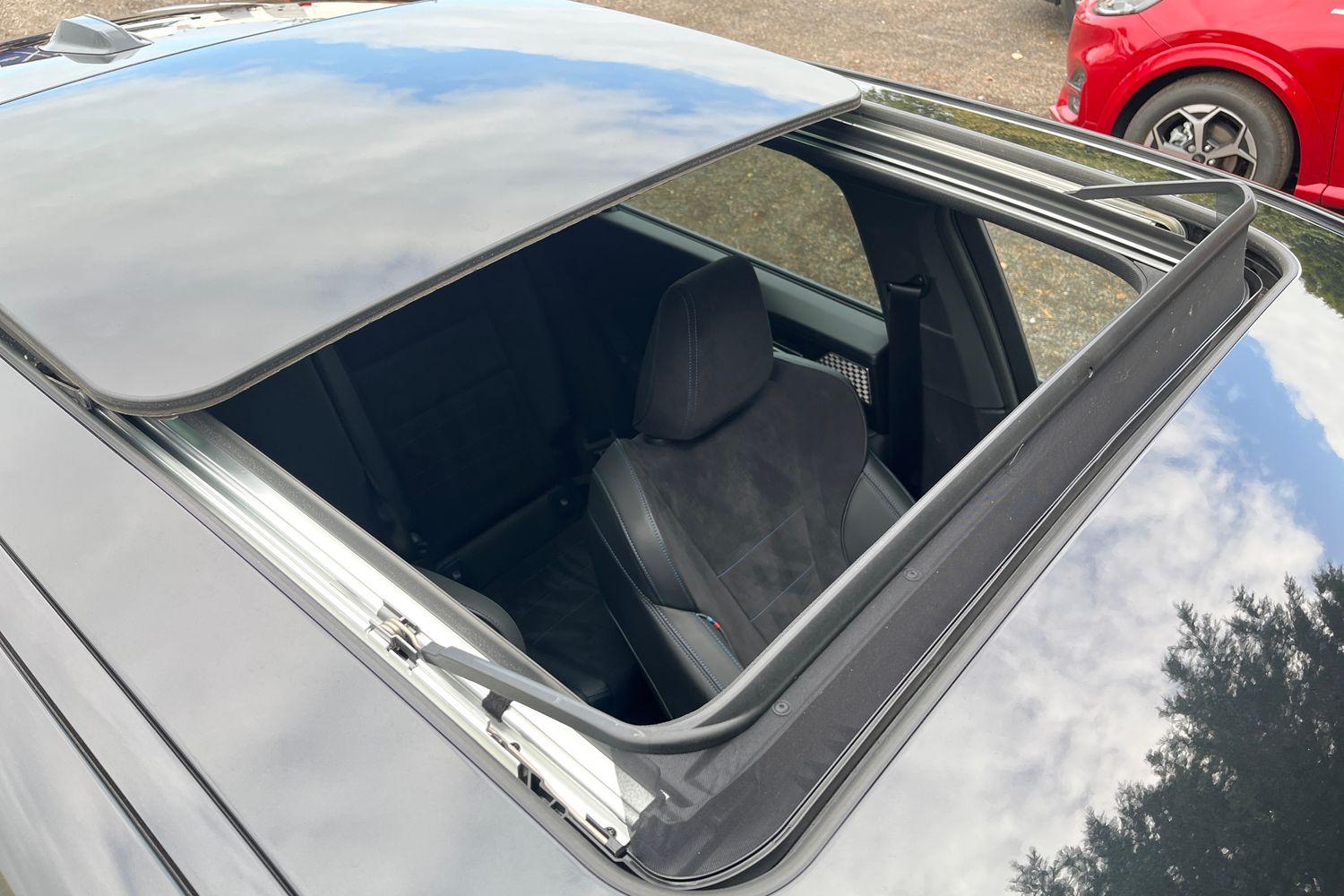 BMW 2 SERIES Photo 28