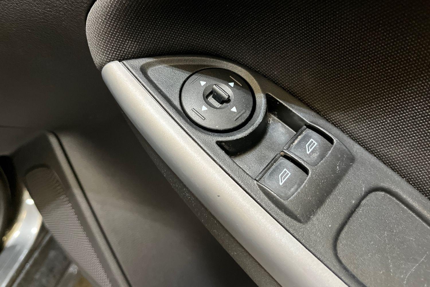 Ford FOCUS Photo 15