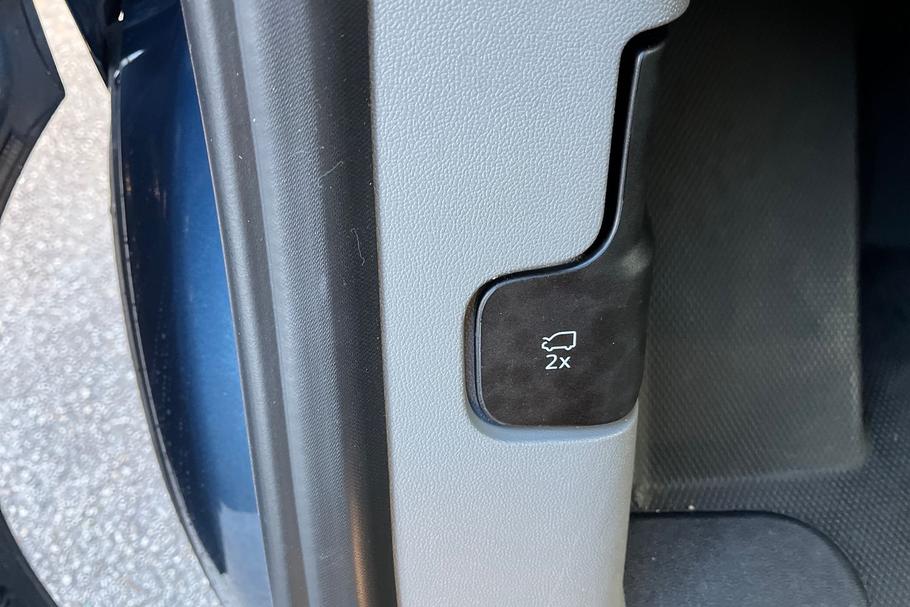 Used Ford TRANSIT CUSTOM 8