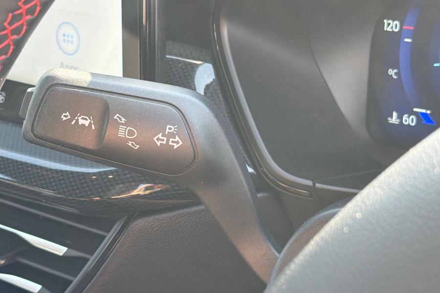 Ford FOCUS Photo autoimg-8e55333e7c3a4a02436b337d5b734fcf094db821.jpg