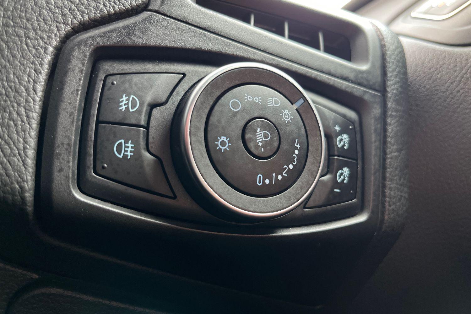 Ford Focus Photo 23